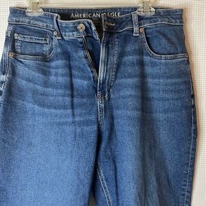 American Eagle “Mom Jeans”